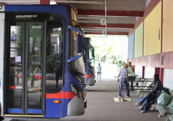 Estudantes De Cosm Polis J Podem Solicitar Passe Livre Escolar E Meia