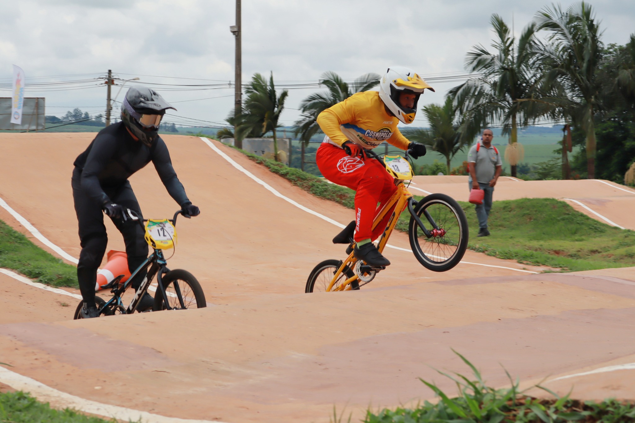 Pilotos cosmopolenses são classificados em campeonato nacional de BMX –  Prefeitura Municipal de Cosmópolis