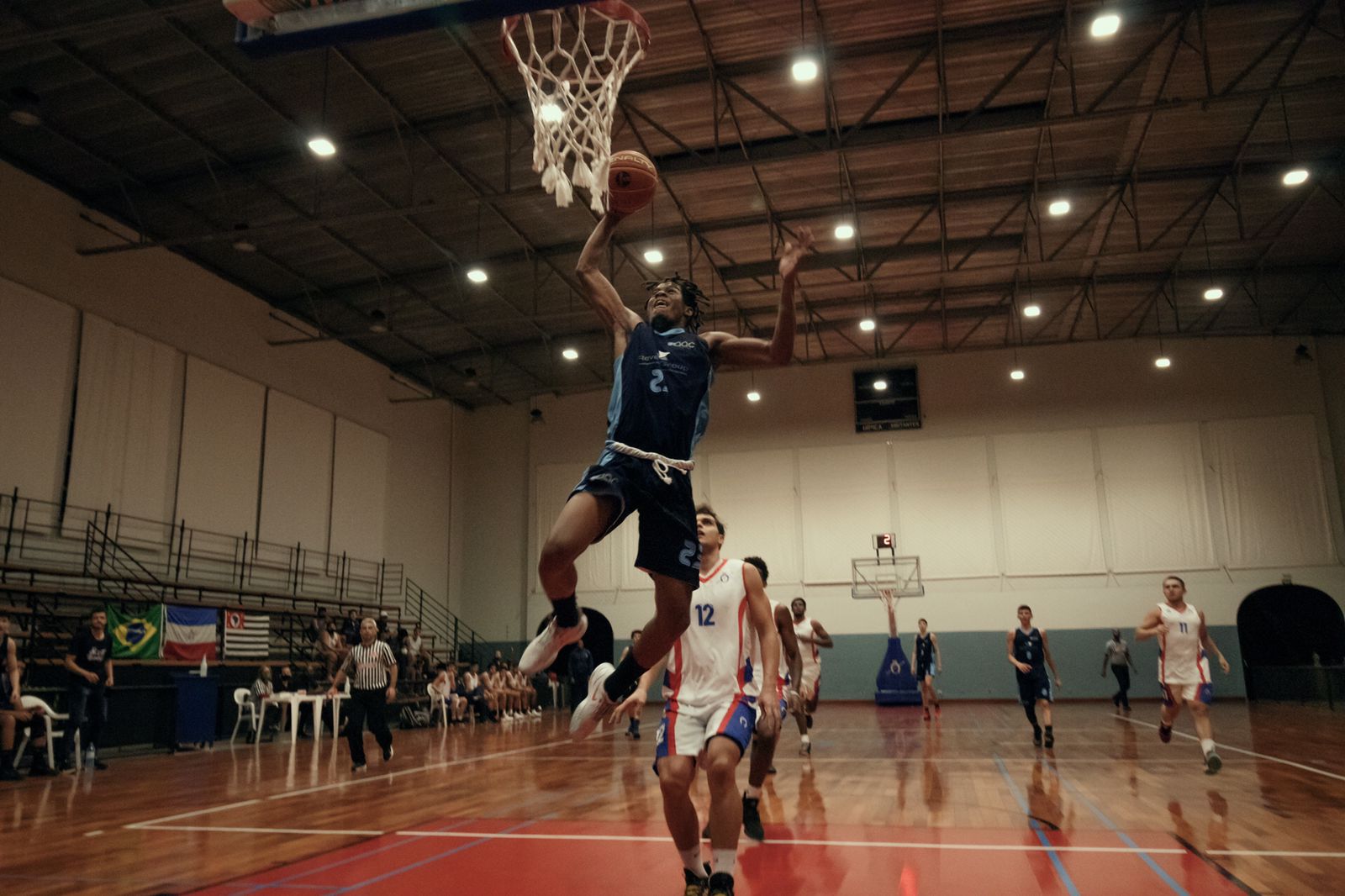 LIGA Metropolitana De Basquete